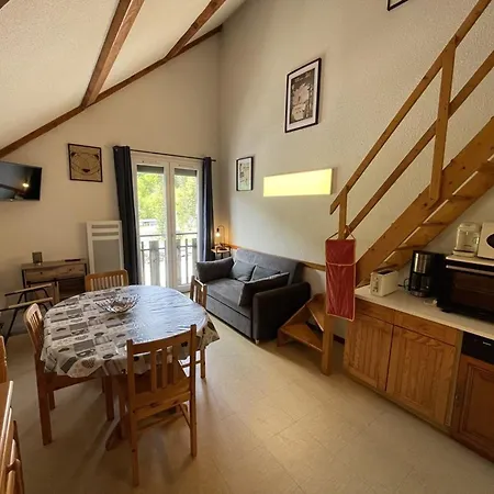 Coquet Mezzanine Expose Sud Avec Animaux Admis - Fr-1-787-122 Апартаменты